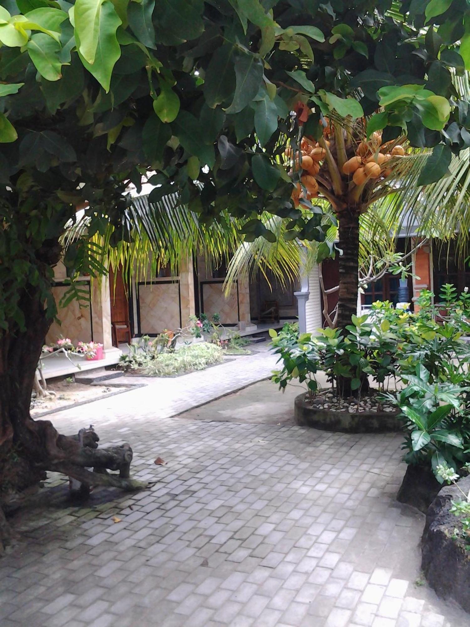 Mahendra Beach Inn Kuta Lombok Dış mekan fotoğraf