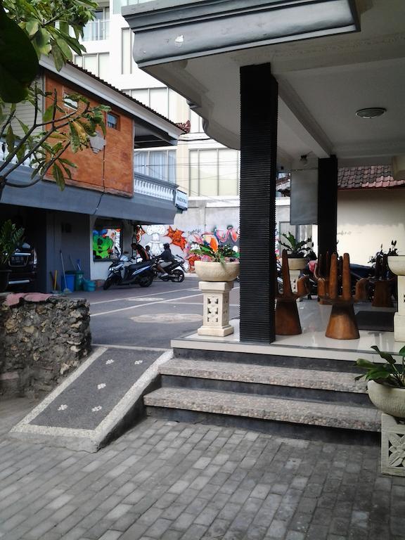 Mahendra Beach Inn Kuta Lombok Dış mekan fotoğraf